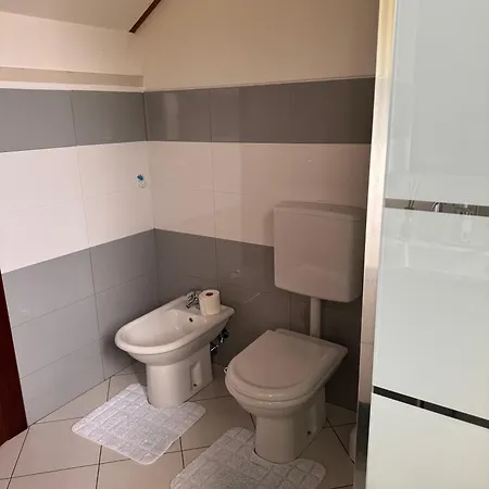 Apartamento Il Giardino Di Bronto-lo Crosare