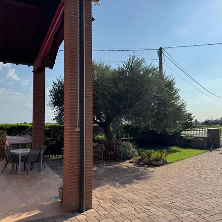 Il Giardino Di Bronto-lo Apartment *